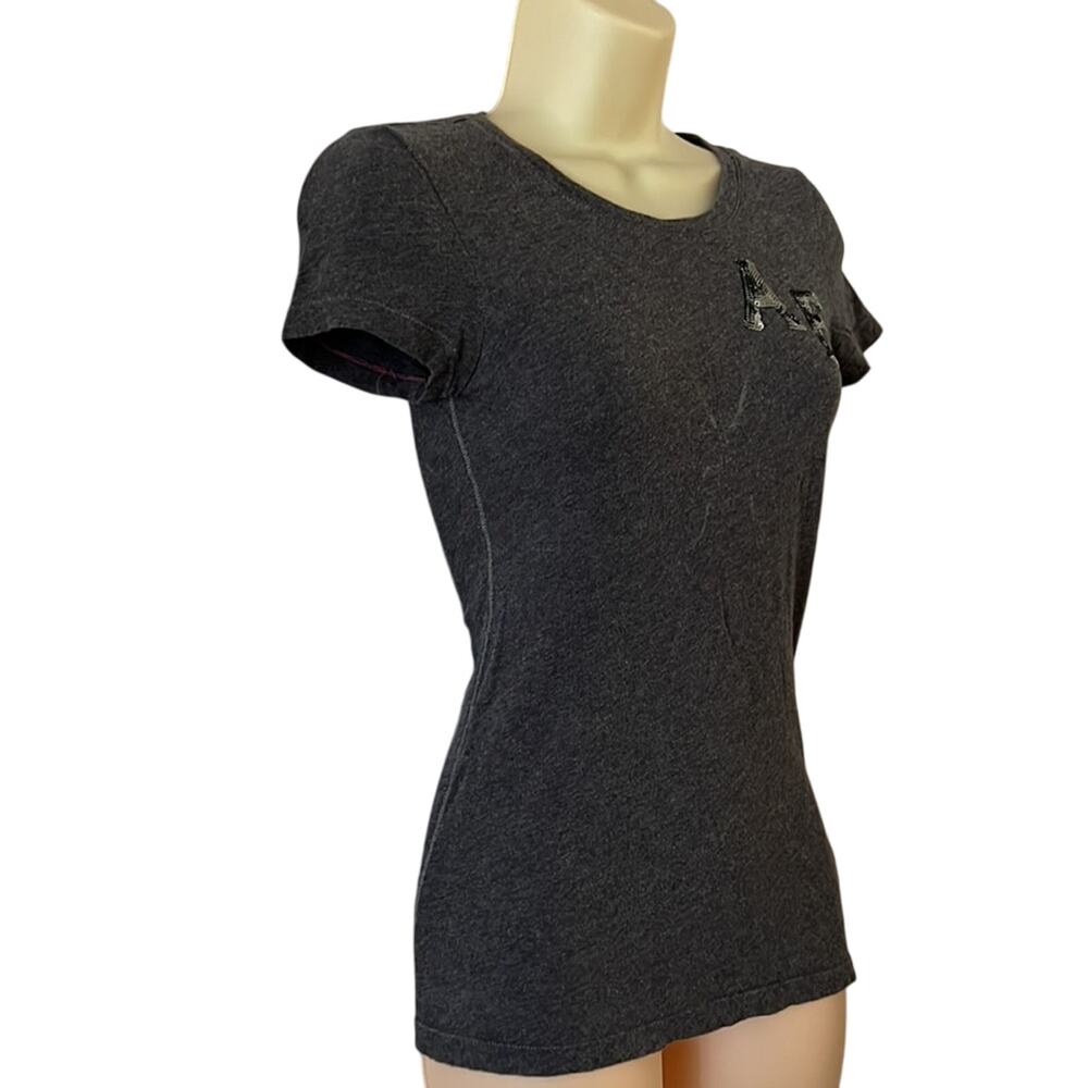 American Eagle 🦅 Gray Knit Top Tee Shirt with Sequin Letters Size XS - Picture 2 of 9